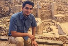 DSÖ, gemide 2 vakanın doğrulandığını, 5 şüpheli vakanın incelendiğini açıklarken, Ruhi Çenet’in de aynı gemide 24 gün seyahat ettiği ortaya çıktı.