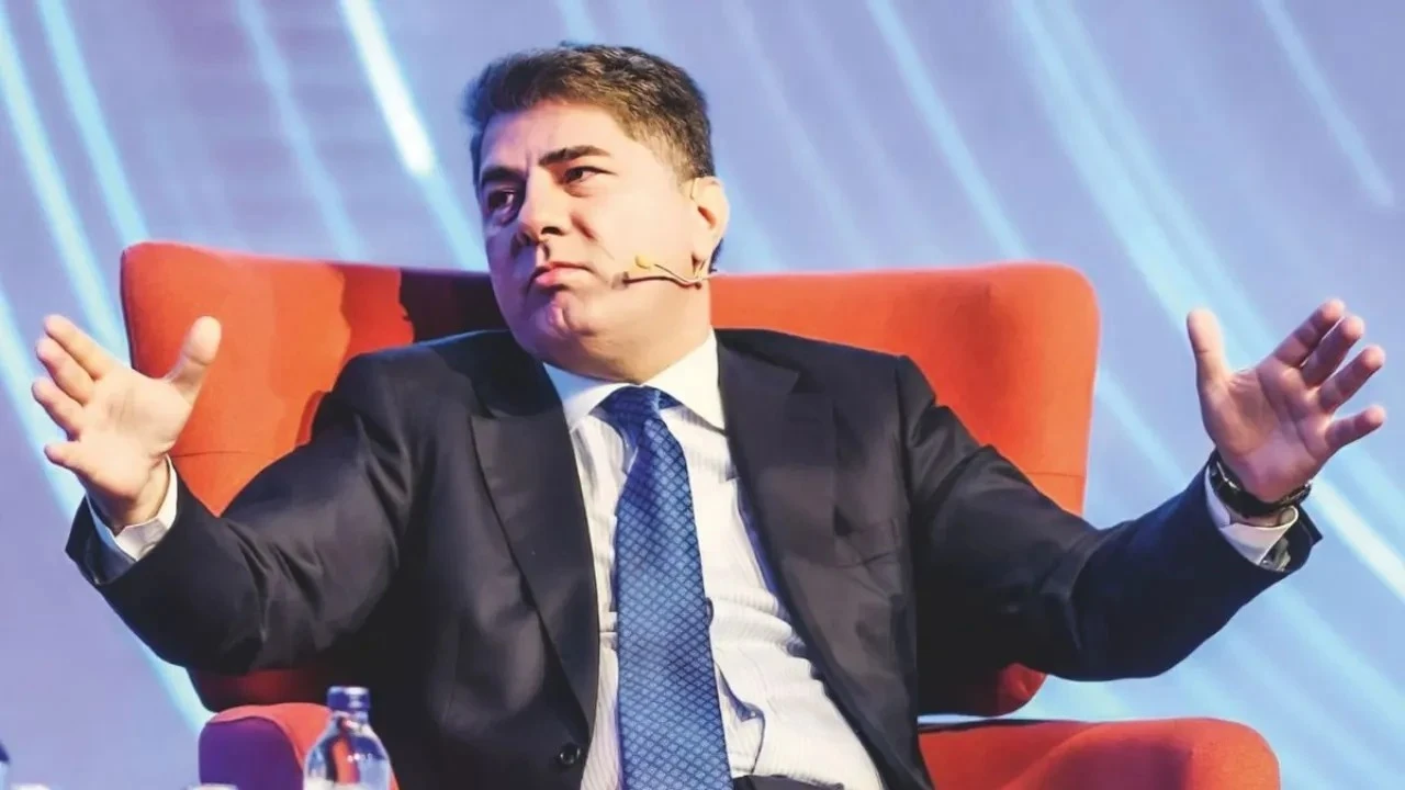 Hakan Safi ile ilgili tüm haberler NationalTurk.com'da! Hakan Safi haberleri, gelişmeleri ve Hakan Safi fotoğrafları yer alıyor.