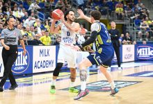 Türkiye Sigorta Basketbol Süper Ligi yarı-final serisi ilk maçında Fenerbahçe Beko, evinde Anadolu Efes’i son anda yendi
