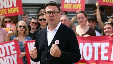 İngiltere'de Keir Starmer'ın istifası sonrası başbakanlığa gelecek ismin Manchester Belediye Başkanı Andy Burnham olacağı belirtiliyor