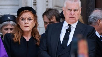 Sarah Ferguson ile Jeffrey Epstein arasındaki ilişkiye dair yeni e-postalar İngiliz basınında yeniden gündem oldu.
