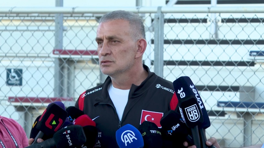 2026 Dünya Kupası’nda A Milli Takım’ın grup aşamasında elenmesinin ardından eleştirilerin hedefi olan TFF Başkanı İbrahim Hacıosmanoğlu, istifa etmeyeceğini söyledi.