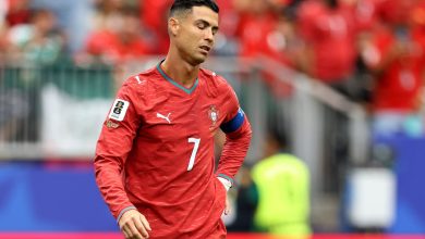 Portekiz'in Kongo Demokratik Cumhuriyeti ile 1-1 berabere kaldığı maçta tel tel dökülen Cristiano Ronaldo'ya eleştiri yağıyor