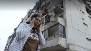 Art arda 7.2 ve 7.5’lik depremlerle yıkılan Venezuela’da en az 50 bin kişinin kaybolduğu belirtildi. Enkaz altında kurtarılmayı bekleyen binler var