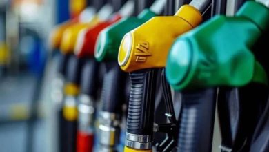 Akaryakıta bir zam daha geliyor 13 Akaryakıt peş peşe artıyor. 17 Temmuz'da motorinin litre fiyatına 3,90 lira, benzinin litre fiyatına ise 1 lira zam yapılması bekleniyor