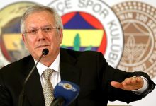 Fenerbahçe'de taraftarlar sosyal medyada transferlerin gecikmesi nedeniyle başkan Aziz Yıldırım'a istifa çağrısında bulundu