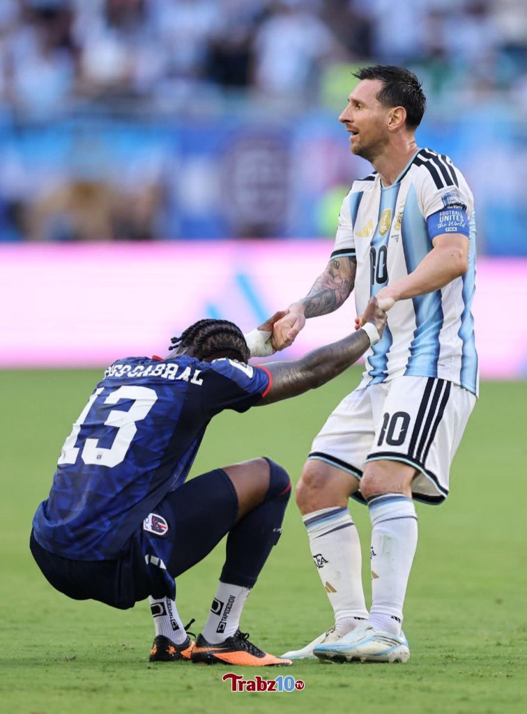 Lionel Messi'den Trabzonsporlu futbolcuya övgü 1 cabralmessi2