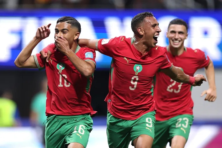 Fas çeyrek final biletini aldı: Kanada’ya 3 gollü veda 1 2026 Dünya Kupası son 16 turunda Fas, ev sahiplerinden Kanada’yı 3-0 mağlup ederek çeyrek finale yükseldi