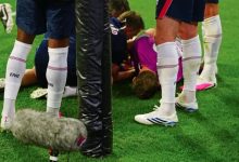 2026 Dünya Kupası'nda Meksika'yı eleyen İngiltere'den Jordan Henderson maç sonunda reklam panosundan atlarken düşüp kolunu kırdı