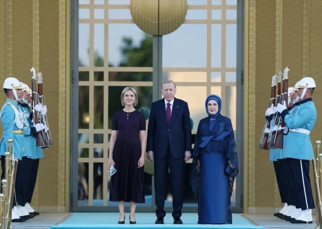 Külliye’de dikkat çeken anlar! İzlanda Başbakanı Frostadottir’in bakışları gündem oldu 2 izlanda frostadottirin