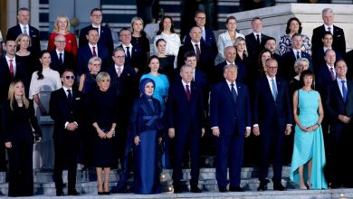 NATO liderlerine akşam yemeği ziyafeti! Menüde yok yok 1 Cumhurbaşkanı Erdoğan ve eşi Emine Erdoğan, NATO Zirvesi için gelen liderler ile eşlerini akşam yemeğinde ağırladı.