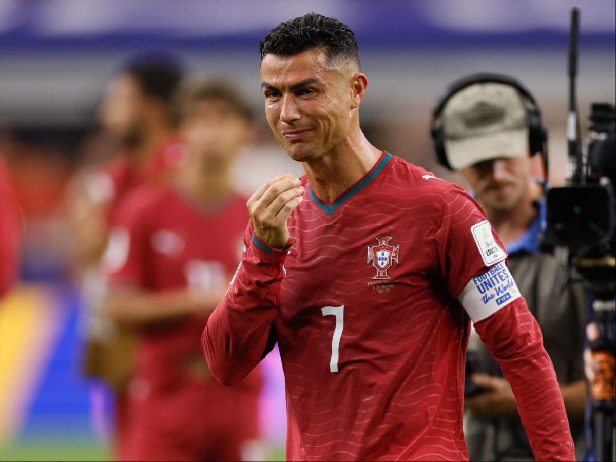 Ronaldo’nun Dünya Kupası vedası gözyaşlarıyla geldi 1 Cristiano Ronaldo, İspanya karşısında ilk 11’de sahaya çıkarak Dünya Kupası tarihine geçti.